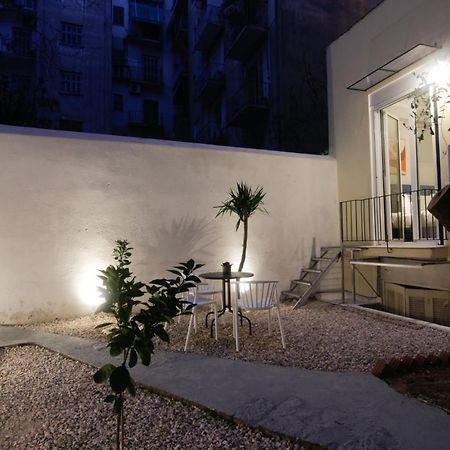 Patio Apartment Near Metro & Acropolis Atina Dış mekan fotoğraf