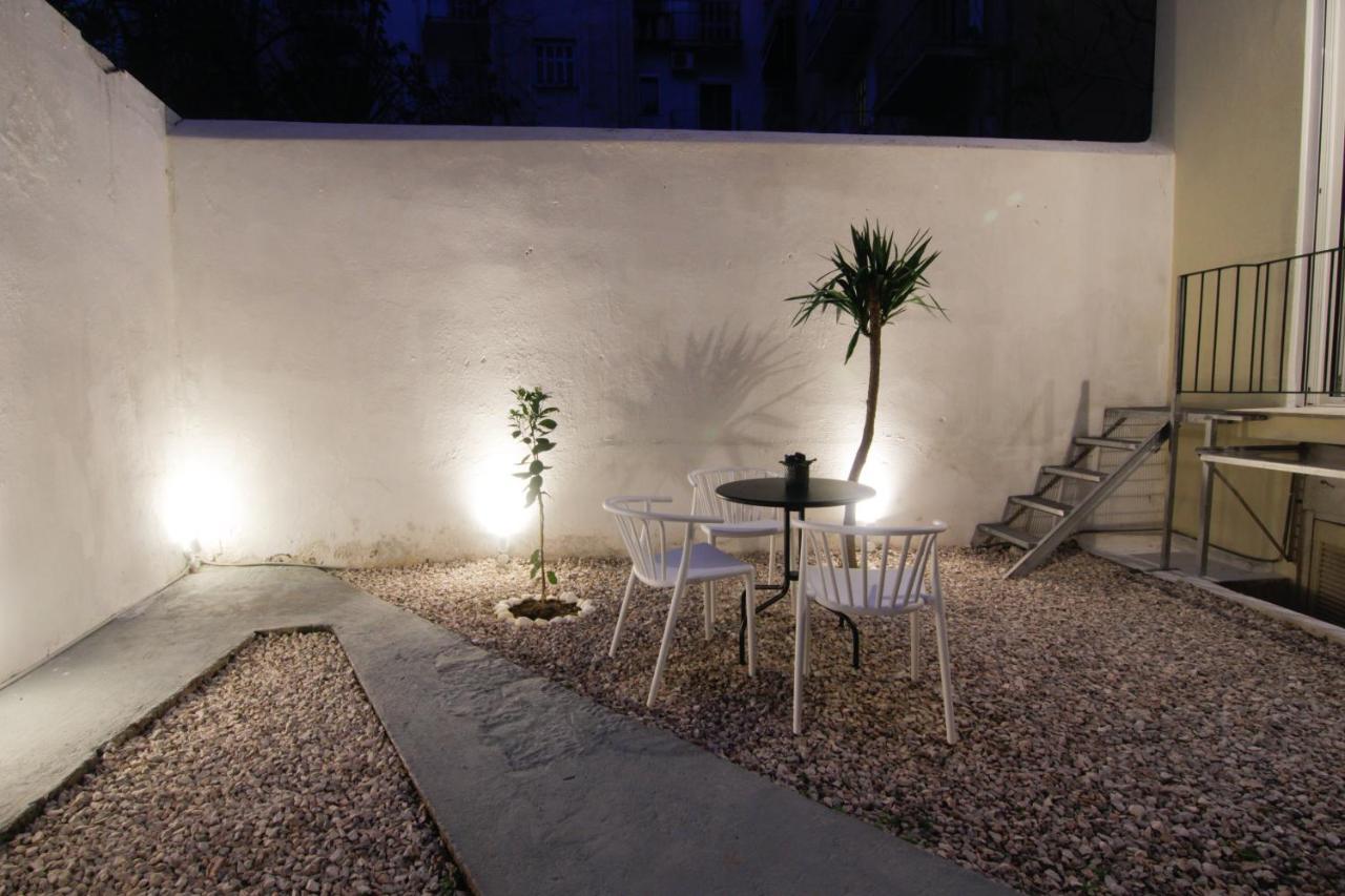 Patio Apartment Near Metro & Acropolis Atina Dış mekan fotoğraf
